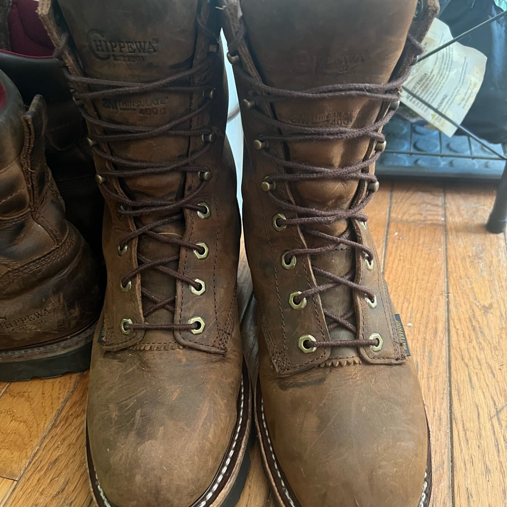 8.5EEE 9” Men’s Steel Toe Chippewa Loggers